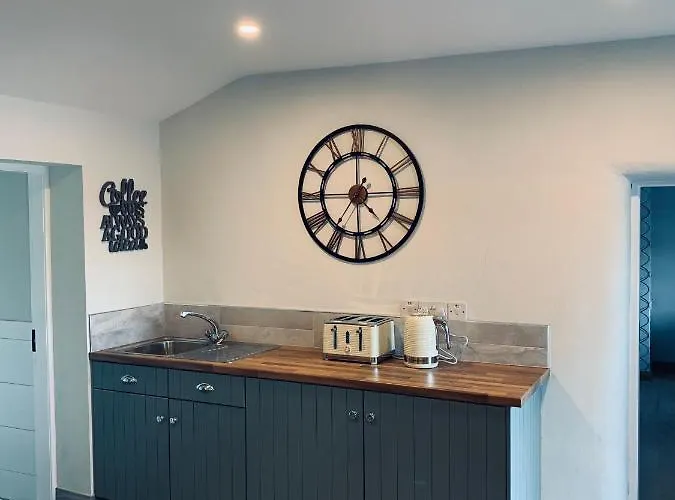 Atlantic Bay * カルダフ